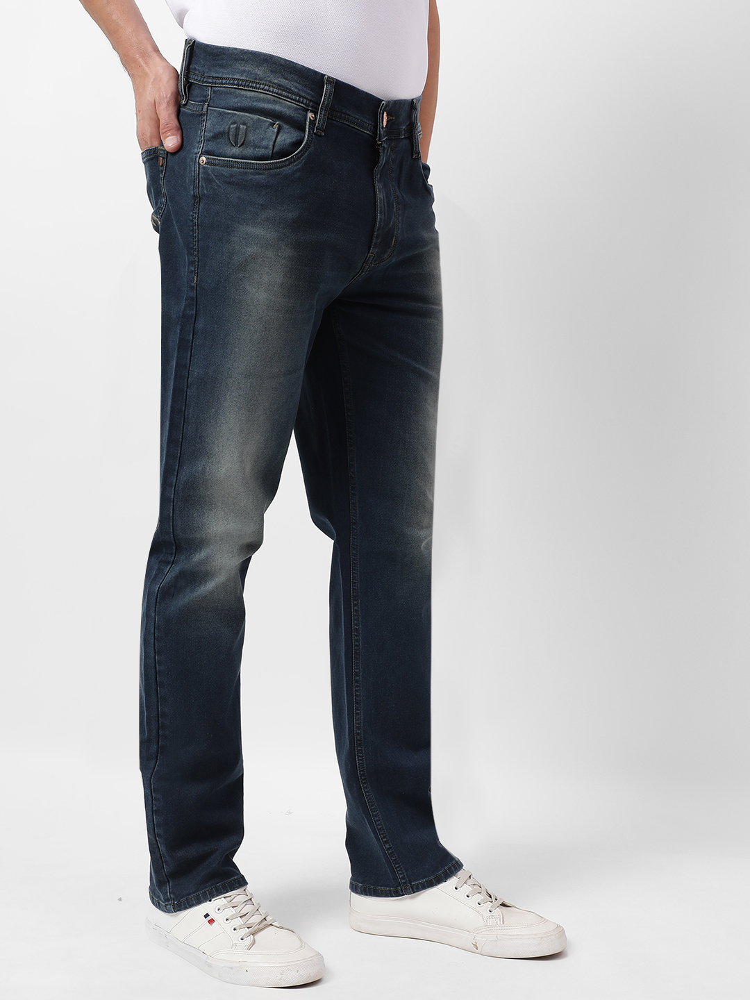 Numero Uno Men Solid Blue Jeans